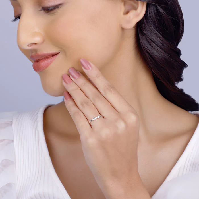 Silver Zircon Bow Beauty Ring - Image 3