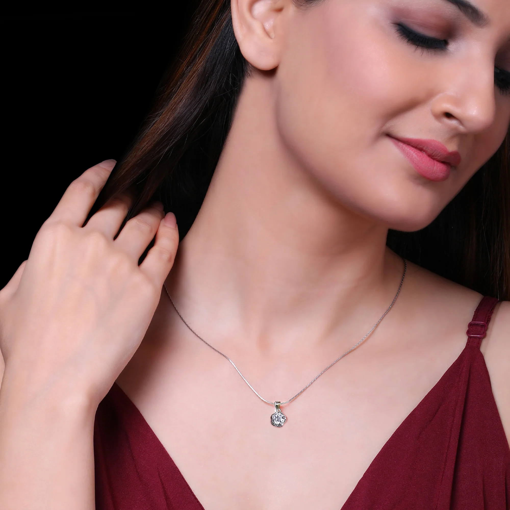 Silver Zircon Mini Flower Pendant with Box Chain - Image 3