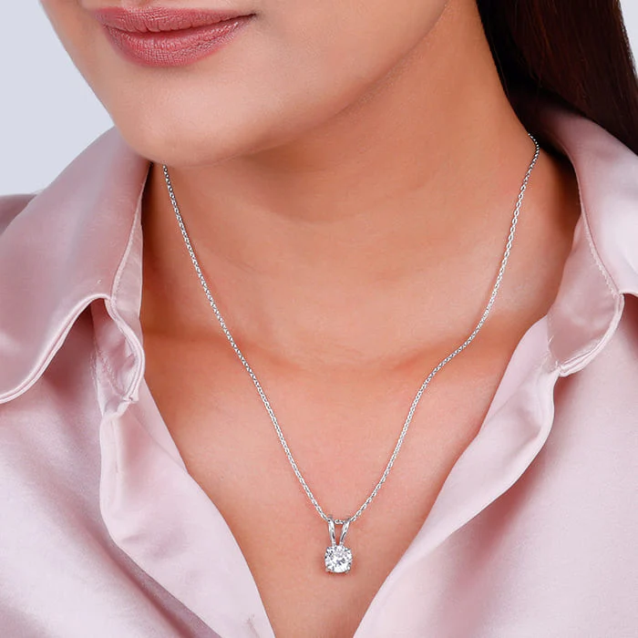 Anushka Sharma Silver Zircon Pendant with Link Chain - Image 3