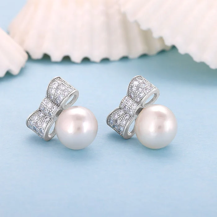 Silver Dreamy Pearls Earrings - Image 2