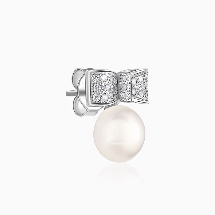 Silver Dreamy Pearls Earrings - Image 4