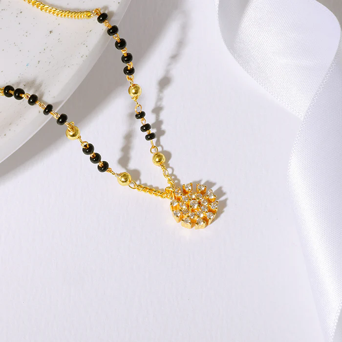 Golden Kivar Mangalsutra - Image 5