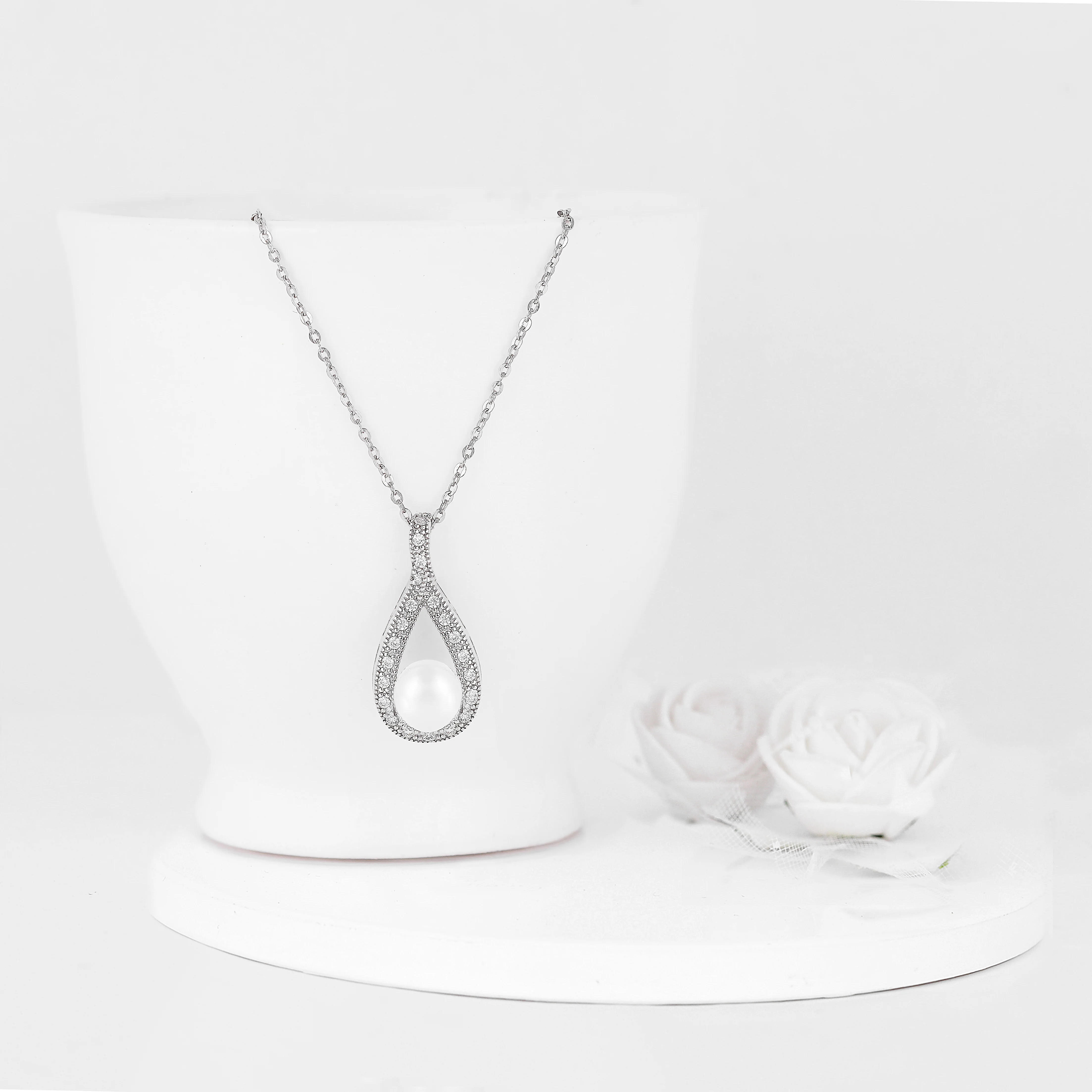 Silver Tear Drop Pearl Pendant With Link Chain - Image 3